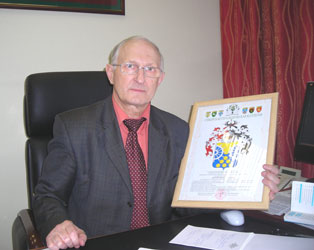 Вручение герба ФЕДОРОВУ Вадиму Леонидовичу состоялось 2.04.09 в рабочем кабинете гербовладельца. 